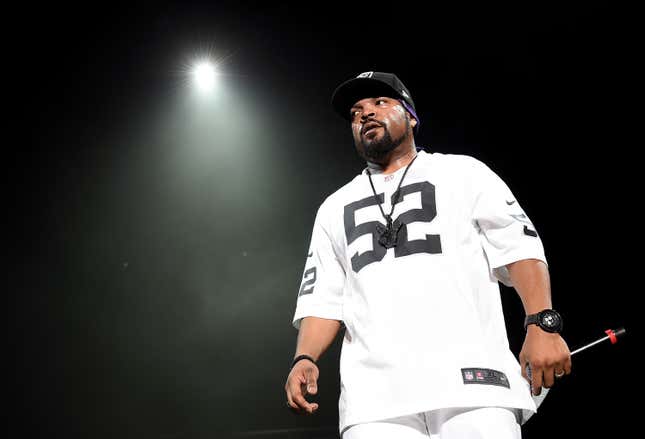 Recording artist Ice Cube performs onstage during day 2 of the 2016 Coachella Valley Music &amp; Arts Festival 