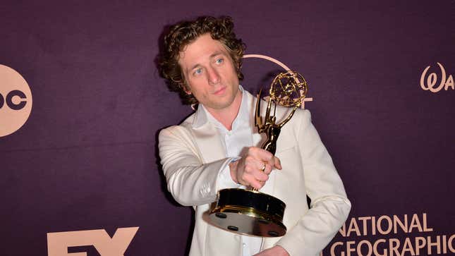 Jeremy Allen White bei den Emmy Awards