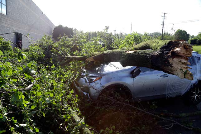 Image for article titled Photos: 12 days of powerful tornadoes from Texas to Pennsylvania