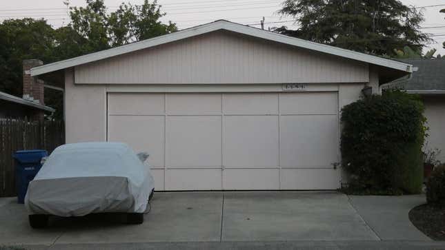 A traditional garage door in the Laguna Lake neighborhood of San Luis Obispo, CA