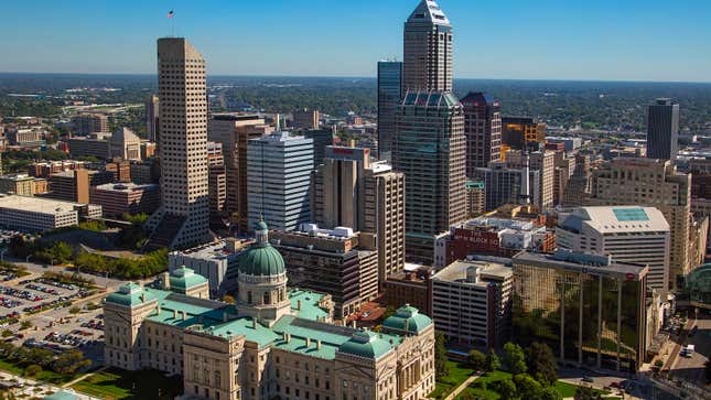 A photo of the Indianapolis skyline in Indiana. 