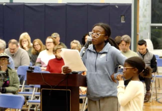 Image for article titled NJ Karen Calls Cops on 9-year-old Black Girl who was Trying to Save the Environment