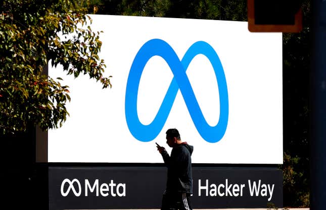 business new tamfitronics A pedestrian walks in front of a new logo and the name ‘Meta’ on the sign in front of Facebook headquarters on October 28, 2021 in Menlo Park, California.