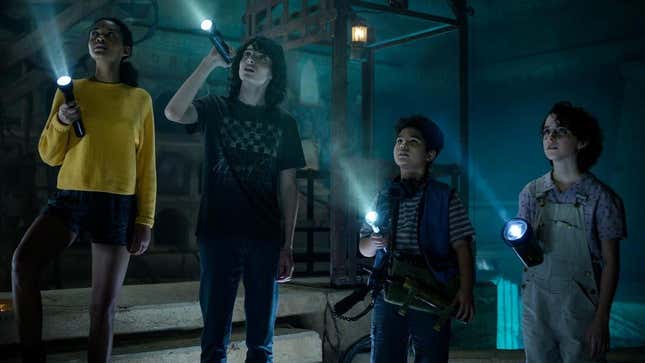 Lucky, Trevor, Podcast and Phoebe in Ghostbusters Afterlife.