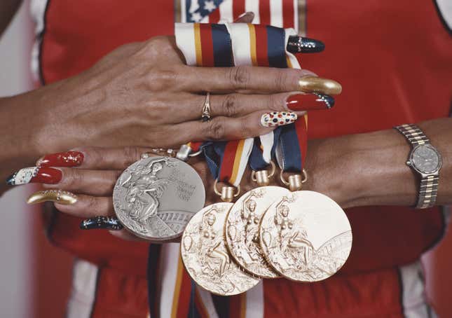 Image for article titled Cynthia Erivo and Other Celebs With &#39;Wickedly&#39; Long Fingernails