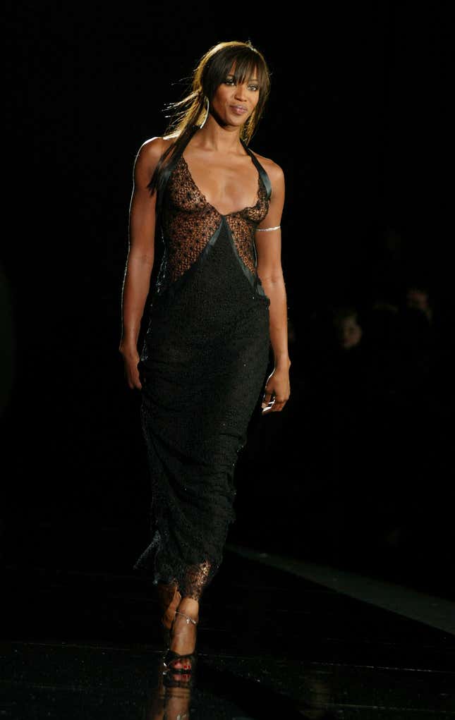 Naomi Campbell's Most Iconic '90s Catwalk Moments - Runway Versace