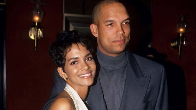 Image for article titled Halle Berry&#39;s Wild Roller Coaster Romantic History