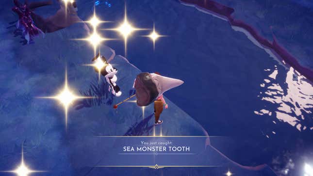 A player catches a Sea Monster Tooth in Disney Dreamlight Valley.