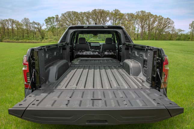 Bed of a 2024 Chevrolet Silverado EV RST First Edition