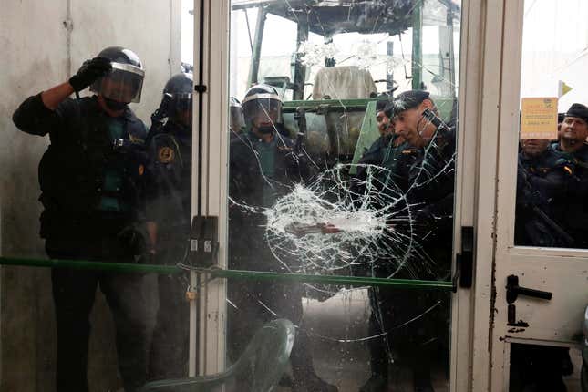 Image for article titled The violent images of the Catalonian independence vote are a disaster for the Spanish government