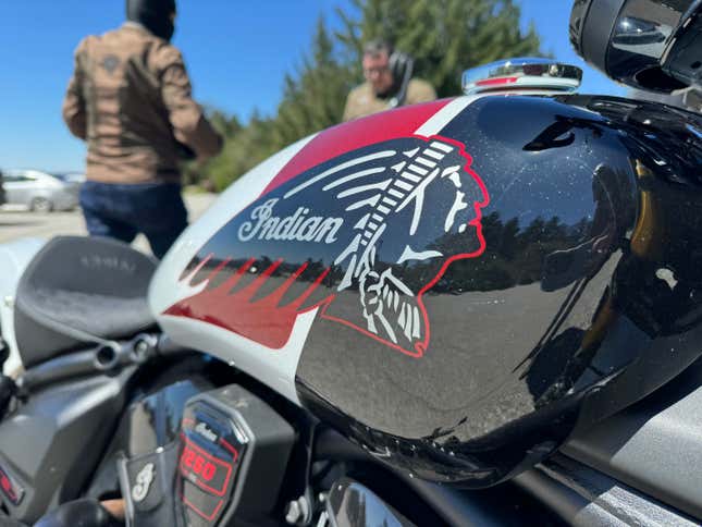 Image for article titled 2025 Indian Scout 101 Blends Old-School Cool With Modern Muscle