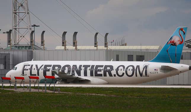 Image for article titled Frontier Airlines flight attendants vote 99.6% in favor of strike authorization