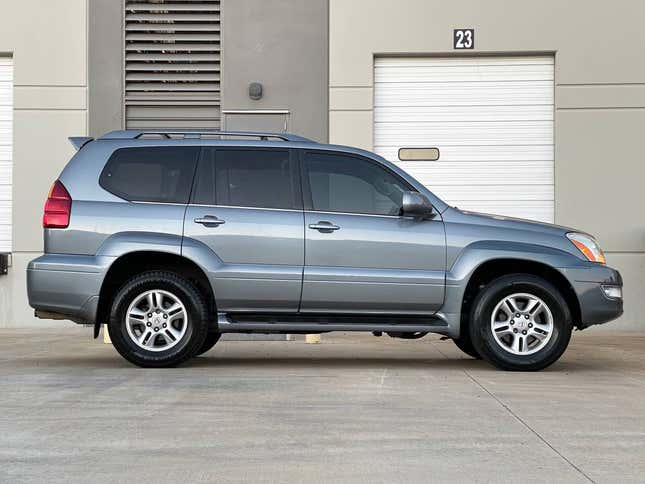 Image for article titled At $16,000, Is This 2006 GX 470 A Lust-Worthy Lexus?