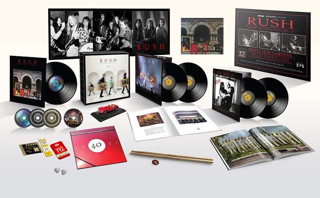 Contents of the Moving Pictures 40 Super Deluxe Edition