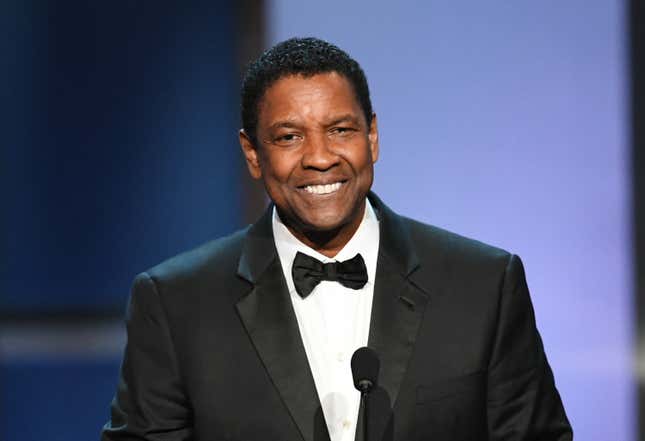 Denzel Washington spricht auf der Bühne während der 47. AFI Life Achievement Award-Verleihung zu Ehren Denzel Washingtons am 6. Juni 2019 im Dolby Theatre in Hollywood, Kalifornien.