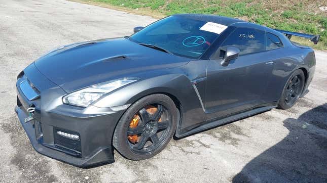 2015 Nissan GT-R Track Edition