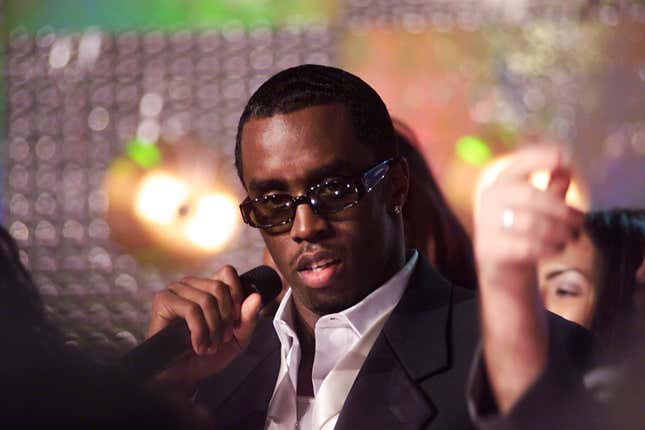 Image de l'article intitulé 24 détails inédits sur la relation tortueuse de Diddy avec Cassie