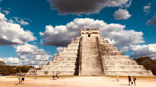 El Castillo, one of the largest structures at Chichén Itzá.