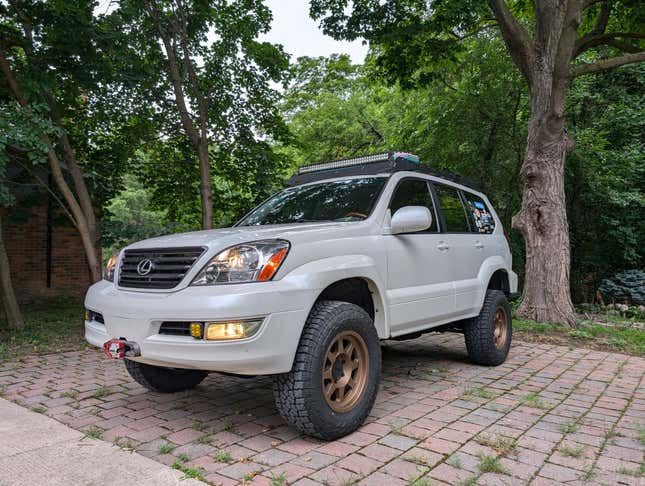 Image for article titled Driving The 2024 Lexus GX 550 Overtrail Convinced Me It Was Time To Sell My Old GX 470