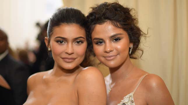 Selena Gomez Sexiest - Selena Gomez Dethrones Kylie Jenner on Instagram, Decides She's 'Too Old'  for Social Media