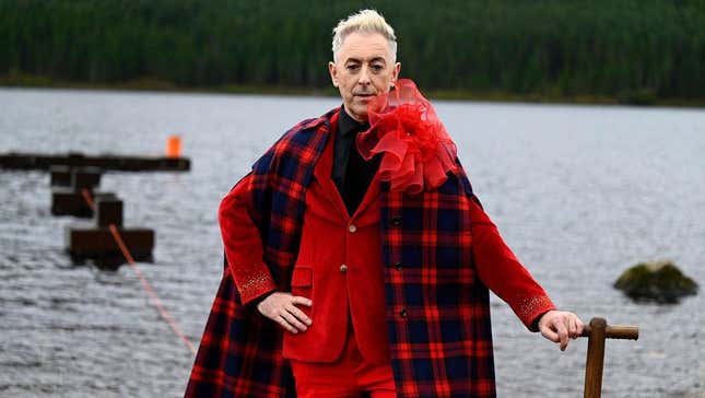 Image for article titled Let&#39;s rank all of Alan Cumming&#39;s fabulous outfits on The Traitors