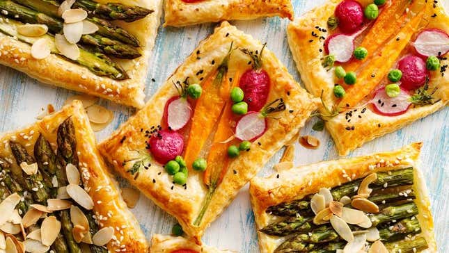 Carrot tart on puff pastry