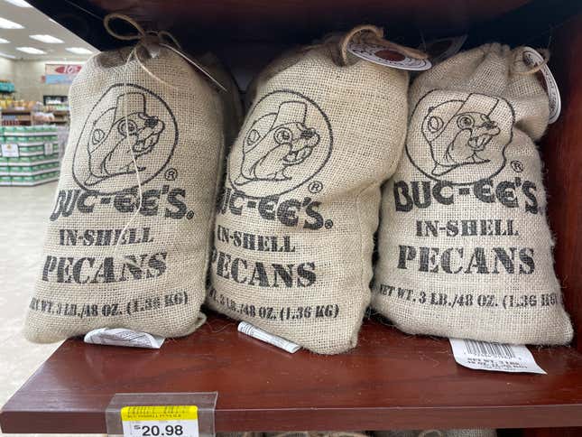 Image for article titled 15 Odd Buc-ee&#39;s-Branded Items You Can Purchase At Your Next Buc-ee&#39;s Stop