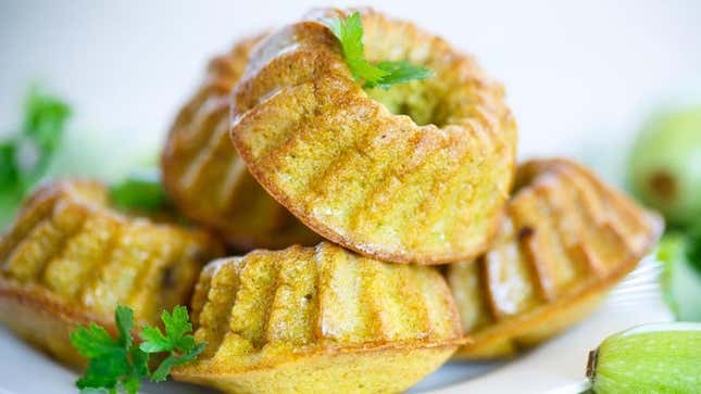 mini squash bundt cakes