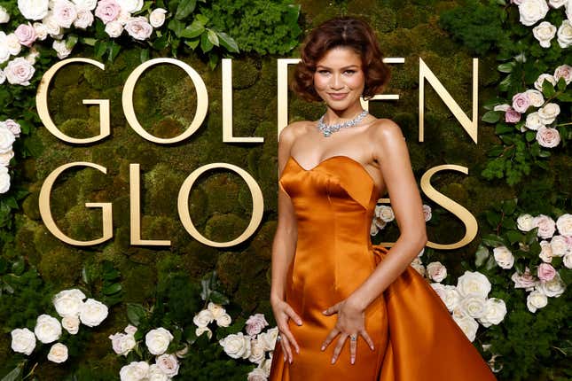  Zendaya assiste aux Golden Globe Awards 2025 au Beverly Hilton le 5 janvier 2025 à Beverly Hills, en Californie.