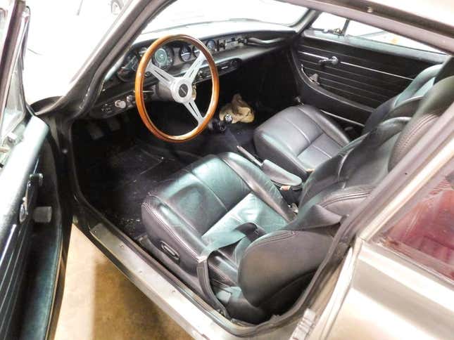 Image for article titled At $34,000, Is This 1971 Volvo P1800 A One-Of-A-Kind Bargain?