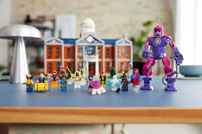 A screenshot shows the X-Men Lego set. 