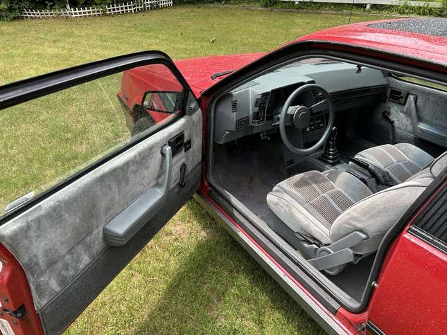 Image for article titled At $7,500, Is This 1986 Chevy Cavalier Z24 A Dashing Deal?