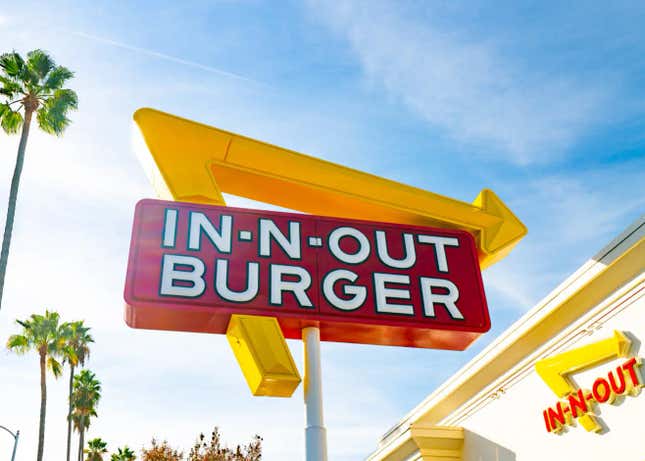 California's new $20 minimum wage for fast food workers didn't cost jobs, study says