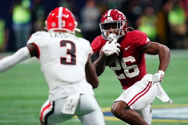 No. 8 Alabama upends No. 1 Georgia 27-24 to claim SEC title