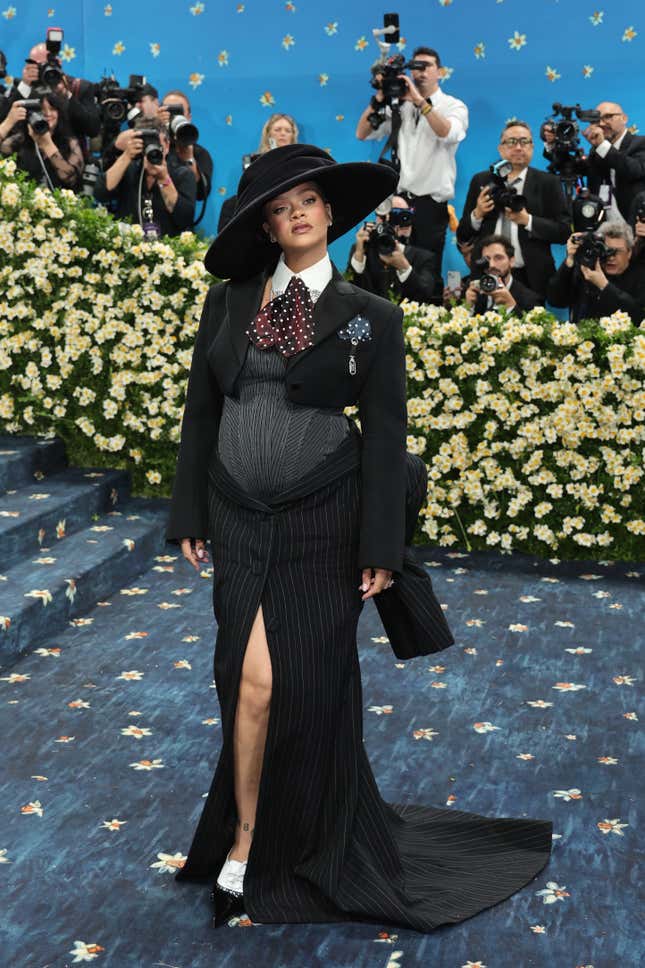 Image de l'article intitulé Met Gala 2025&amp;#xa0;: le plus grand album photo des looks des stars noires sur le tapis rouge