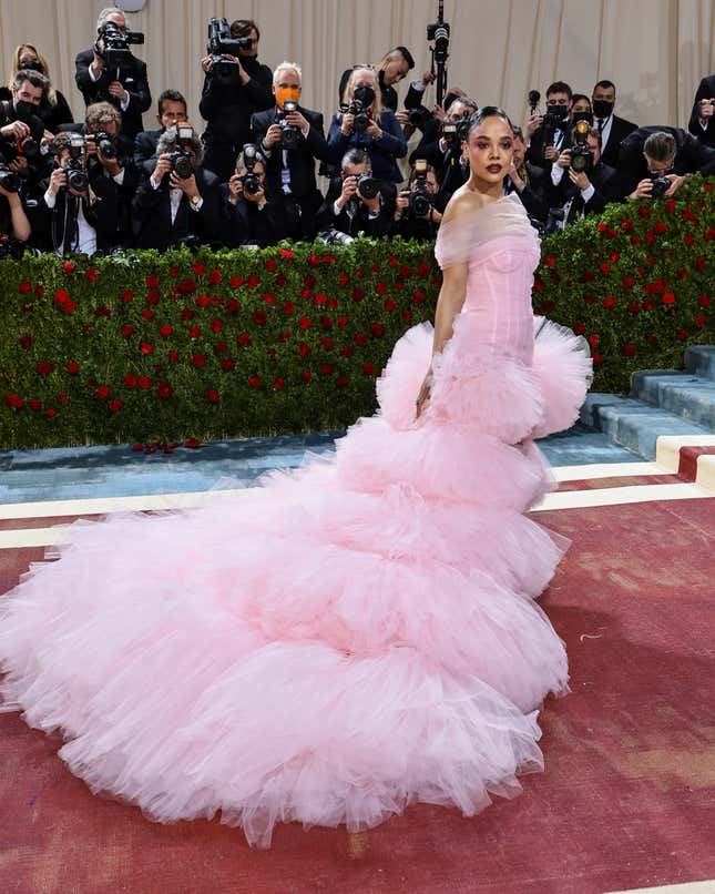 Image for article titled Met Gala 2022: All the Looks That Gave Us John Jacob Astor or Just Half-Assed