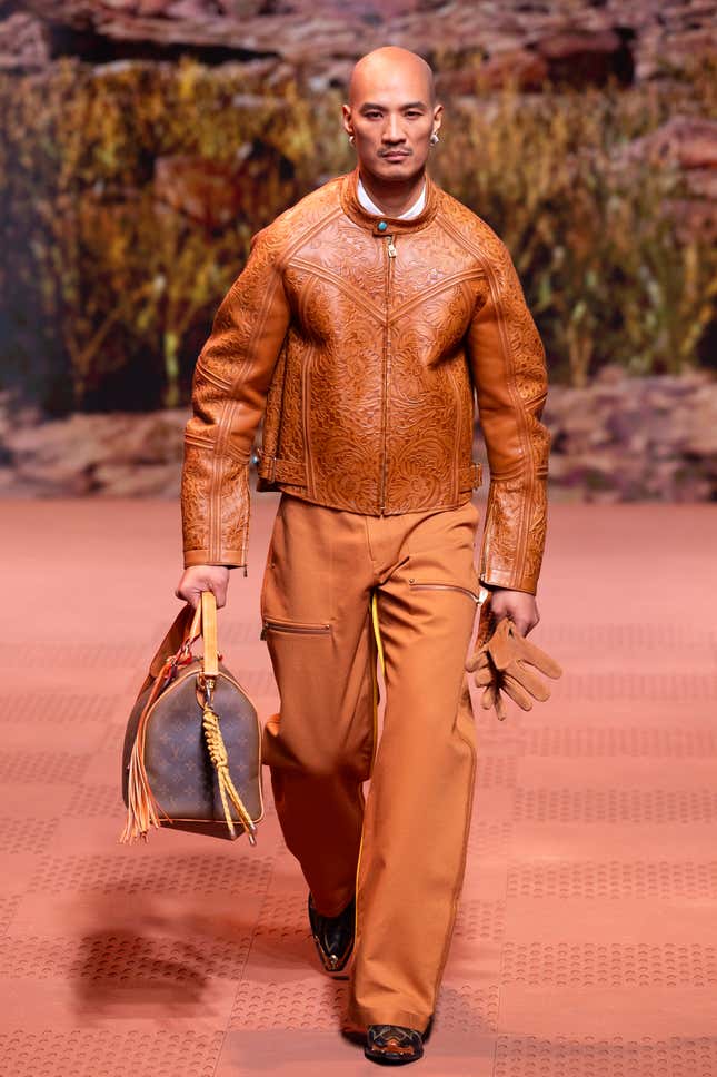 Image for article titled Our 40 Favorite Looks From Pharrell&#39;s Paris Fashion Week Runway Show