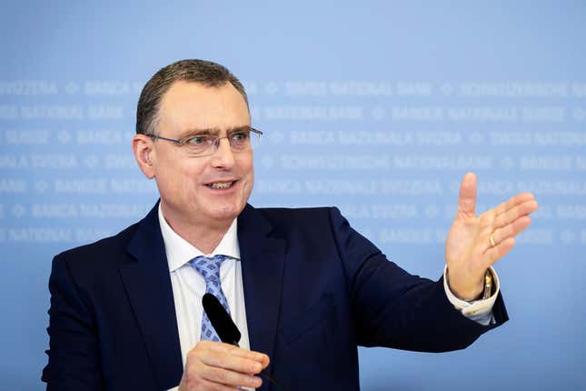 Swiss National Bank&#39;s (SNB) Chairman of the Governing Board, Thomas Jordan, gestures during a press briefing at the Swiss National Bank in Zurich, Switzerland, Thursday, March 21, 2024. (Michael Buholzer/Keystone via AP)