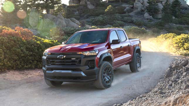 2023 Chevy Colorado Trail Boss Is a Goldilocks Off-Roader