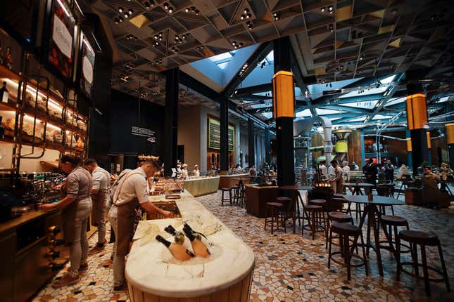Image for article titled Inside Starbucks’s supersized homage to its Italian roots
