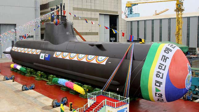 A photo of a Hyundai submarine decorated for its launch. 