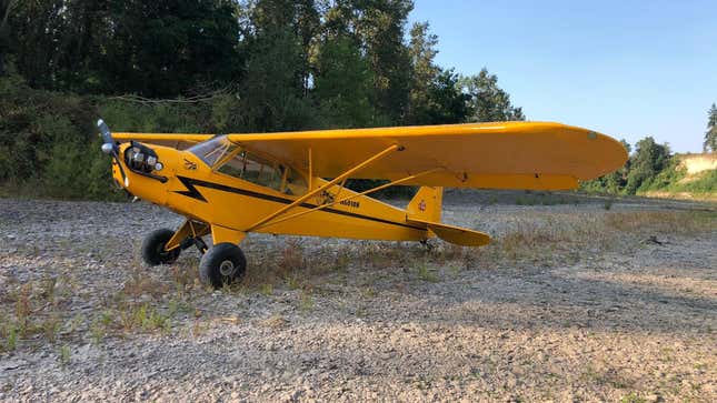 Image for article titled Woman Seriously Injured After A Plane Crashes Into Her Kayak