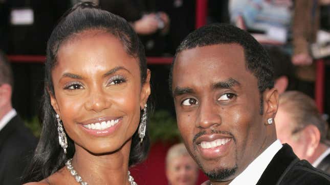 Diddy and Kim Porter at the 77th Annual Academy Awards at the Kodak Theater on February 27, 2005 in Hollywood, California. 