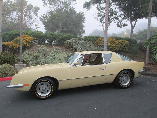 Image for article titled At $17,500, Is This 1969 Avanti II Too Good To Pass Up?