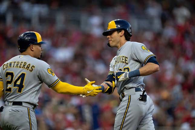 Cardinals rally late to complete four-game sweep of Brewers, win 12th  straight