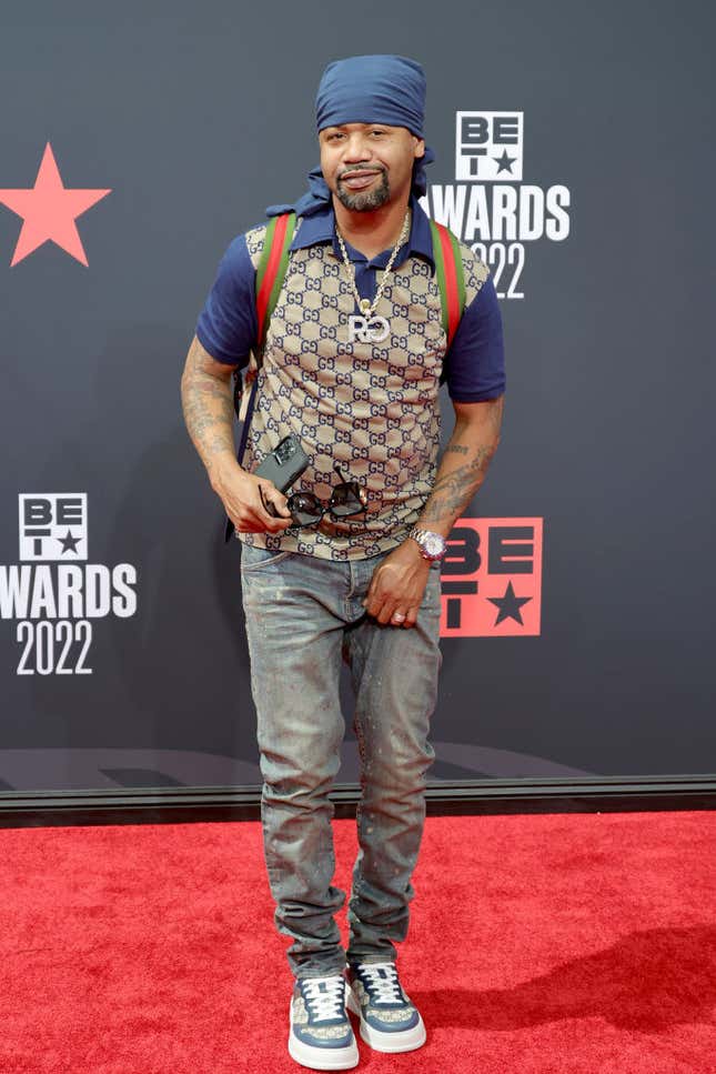 Image for article titled BET Awards 2022: Red Carpet Looks