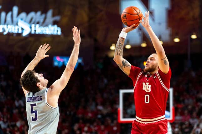 Nebraska Makes Key Shots To Down Northwestern   787d3e8f58f3c69a0d7810f468c00339 