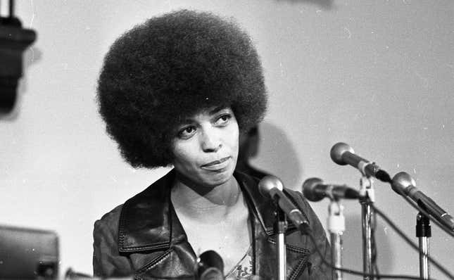 Angela Davis speaks at Mills College, October 23, 1969. Mills College in Oakland, CA.