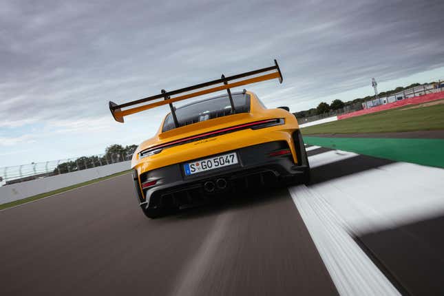 Image for article titled Every Ridiculous High-Tech Feature on the 2023 Porsche 911 GT3 RS