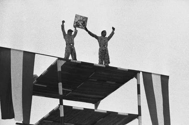 Image for article titled Photos: 40 years since the Iranian Revolution